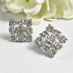 Sarah Coventry Leading Lady 1971 Vintage Rhinestone Clip Earrings